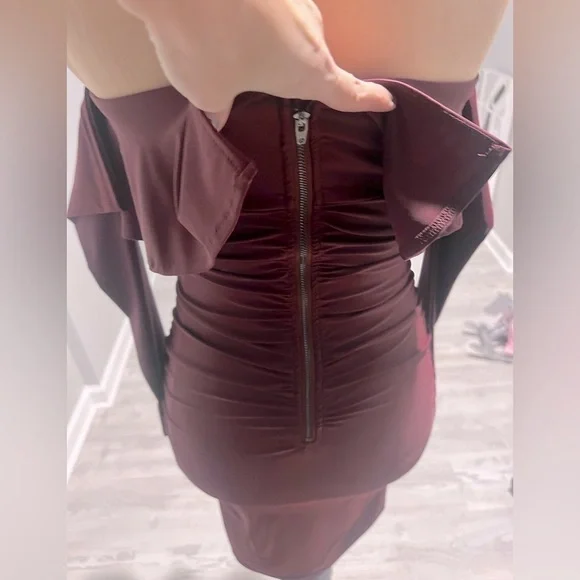 Tiger Mist Fitted Mini Plum Dress - Picture 5 of 6